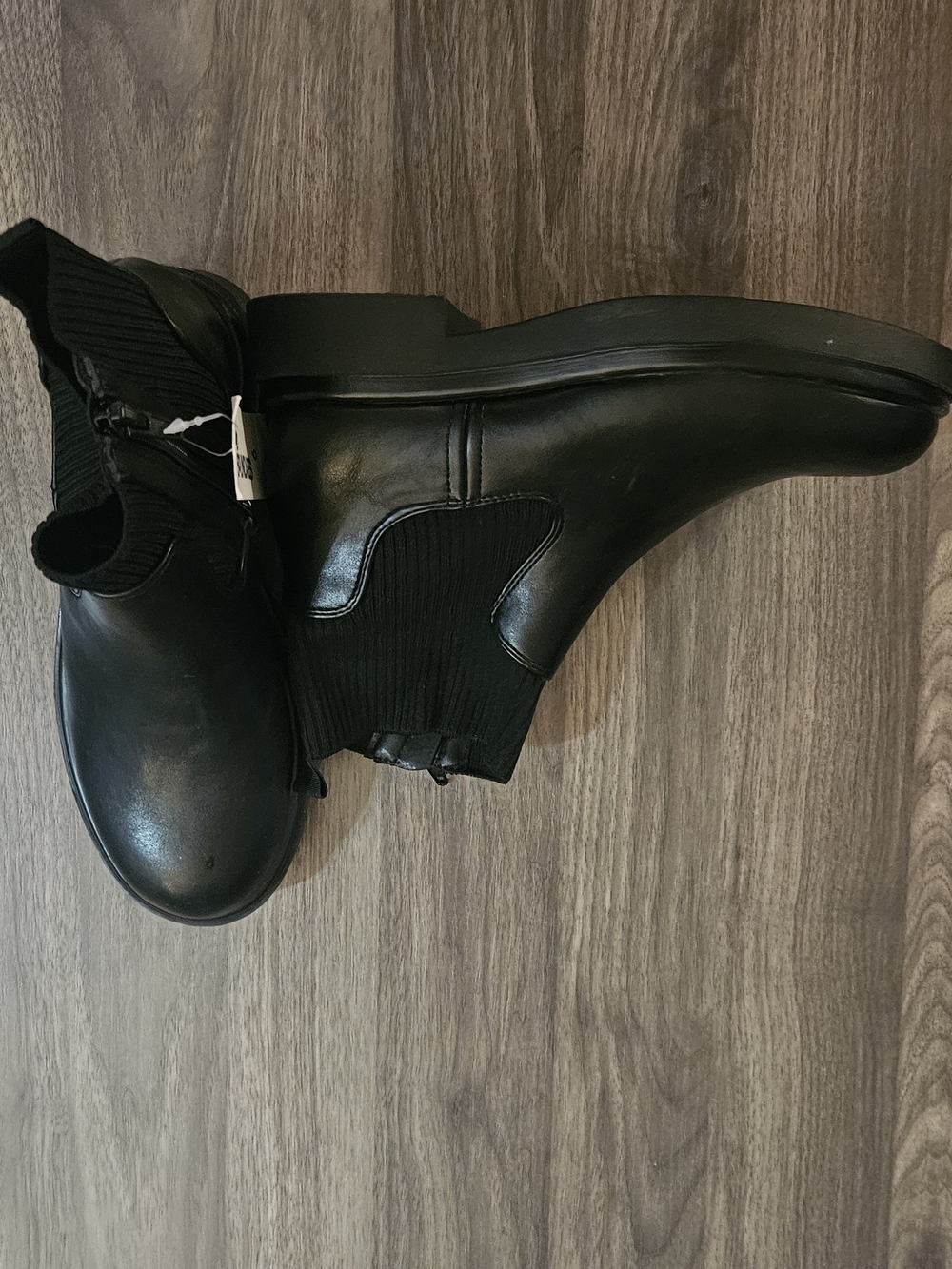 NWT No Boudaries Black Pull On Boots with Memory Foam - Picture 2 of 4